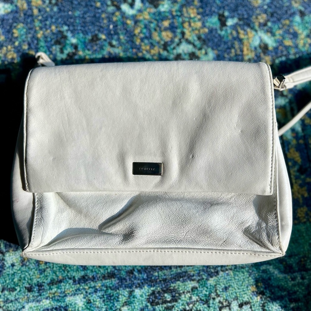 Last Chance Sale! Low Prices 💥 Vintage Cream Leather Crossbody Bag